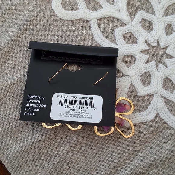 Ophelia Roe, NWT, Variegated Flower & Gold Dangle Earrings - Picture 5 of 7